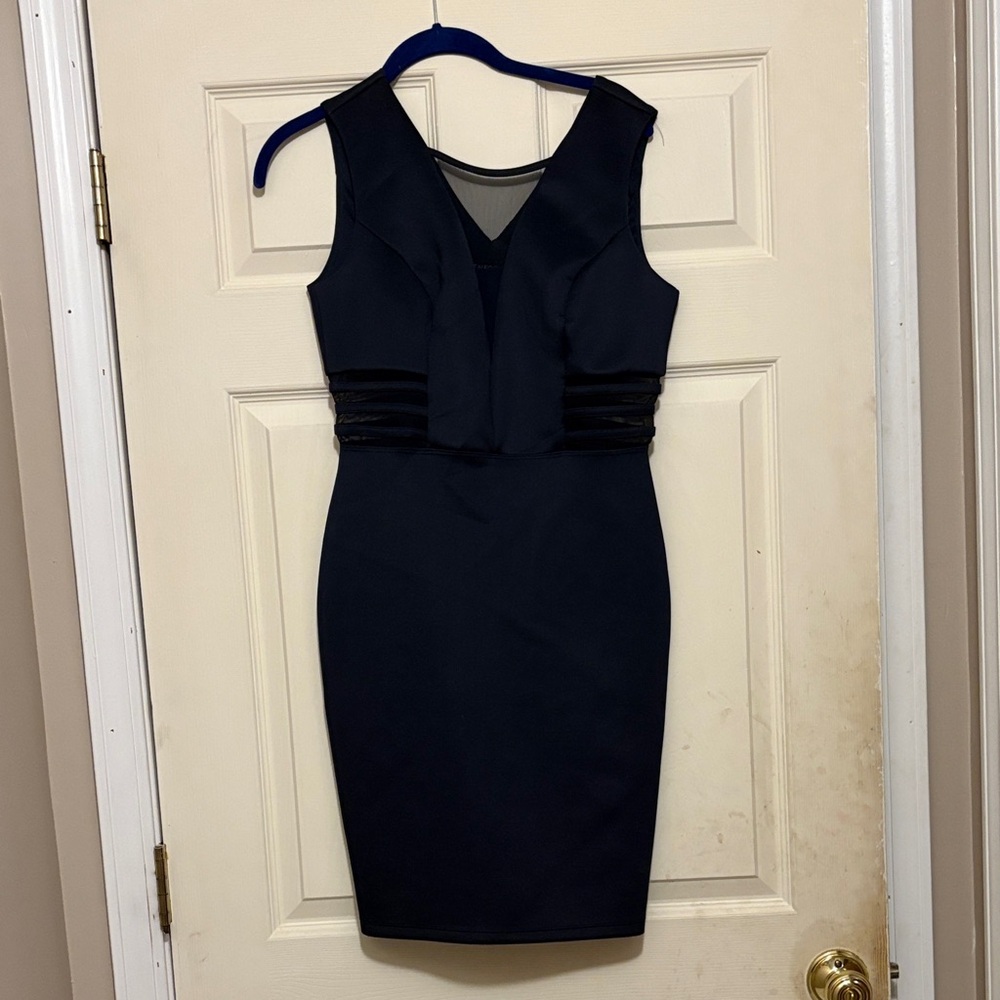 Chic Black Sleeveless Mini Dress